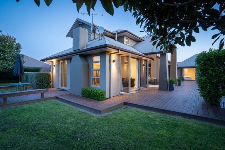 Photo of property in 5 Cooper Crescent, Cambridge, 3434