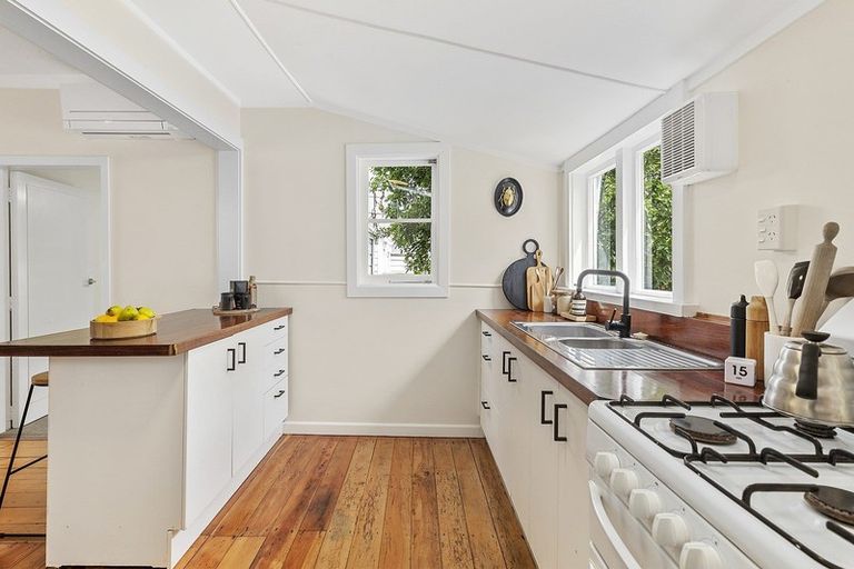 Photo of property in 29 Donald Mclean Street, Newtown, Wellington, 6021