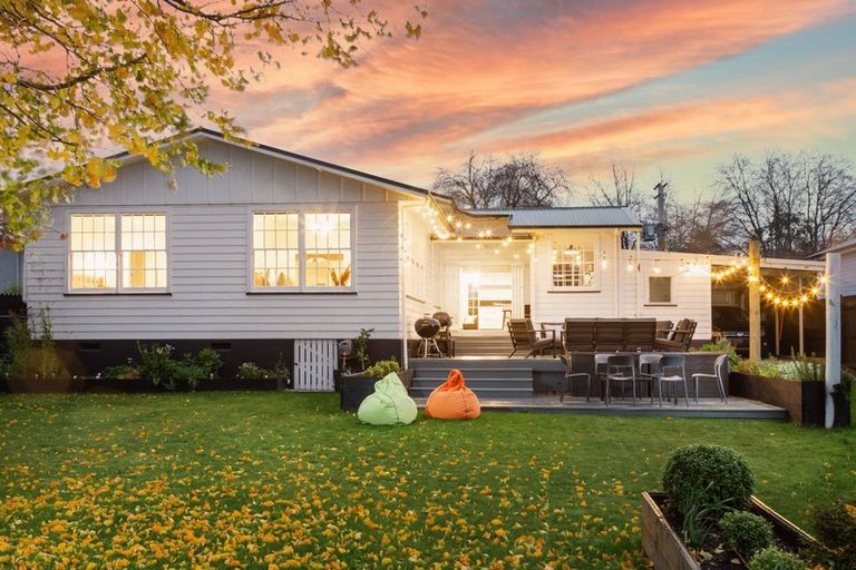 Photo of property in 30 Jordan Terrace, Lansdowne, Masterton, 5810