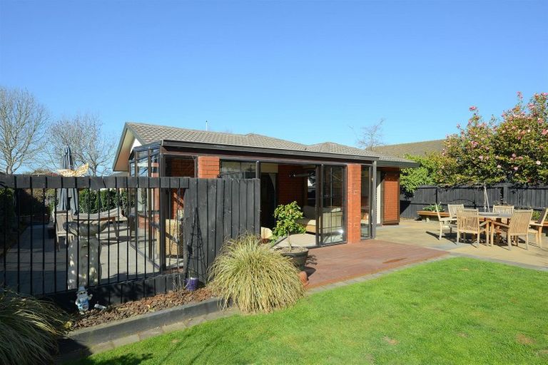 Photo of property in 43 Westmont Street, Ilam, Christchurch, 8041