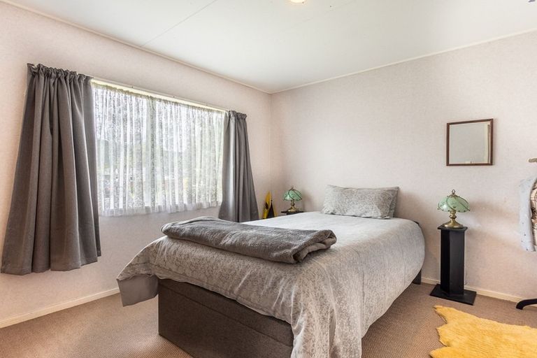 Photo of property in 125 Arawhata Road, Paraparaumu, 5032