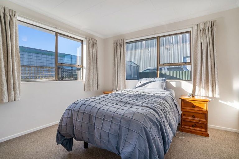 Photo of property in 223c Park Street, Winton, 9720