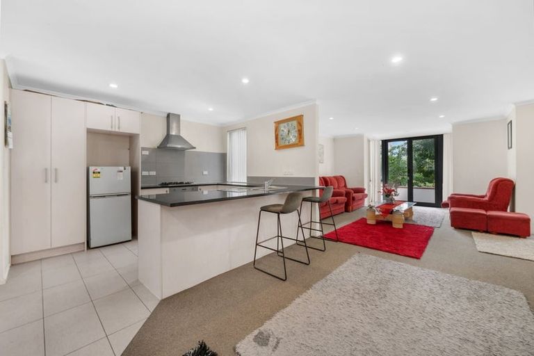 Photo of property in 10 Mohua Avenue, Takanini, 2112