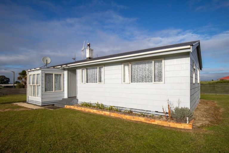 Photo of property in 14 Rakino Drive, Kerepehi, Paeroa, 3671