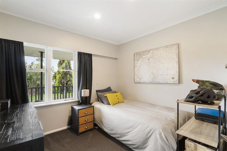 Photo of property in 29 Mcintyre Road, Mangere Bridge, Auckland, 2022