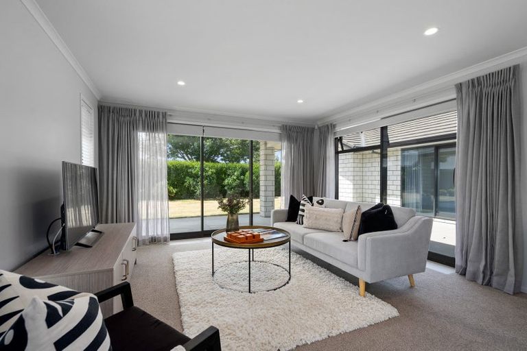 Photo of property in 9 Richards Street, Cambridge, 3434