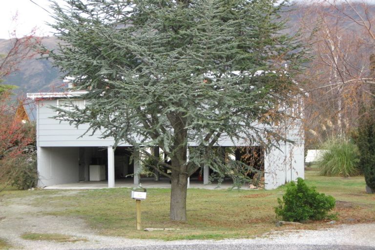 Photo of property in 23 Lindsay Place, Wanaka, 9305