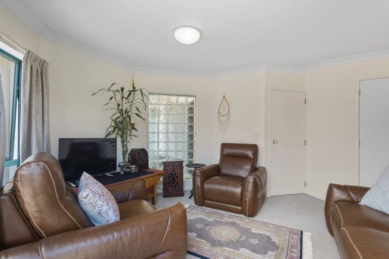 Photo of property in 20b Tay Street, Mount Maunganui, 3116