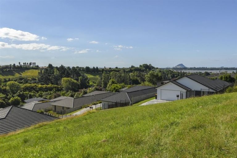 Photo of property in 6 Greenvale Place, Welcome Bay, Tauranga, 3112