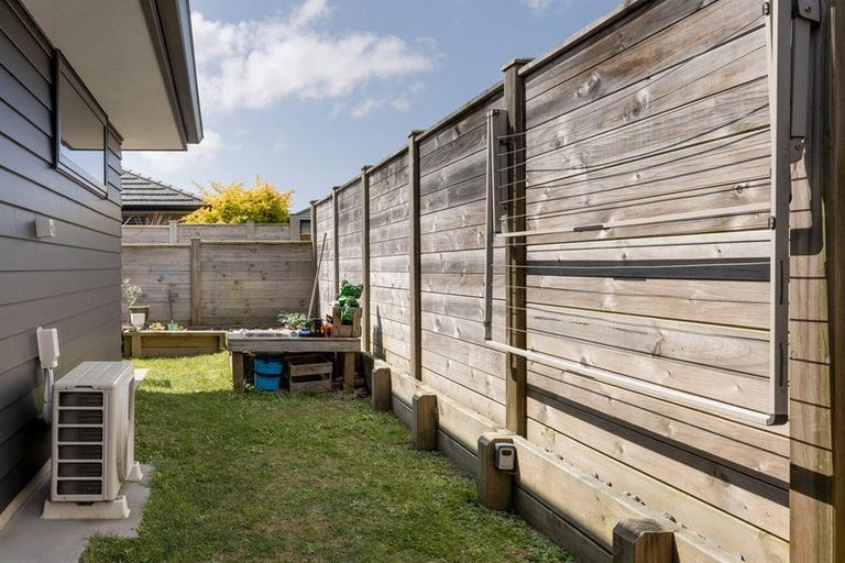 Photo of property in 15 Augusta Rise, Omokoroa, 3114