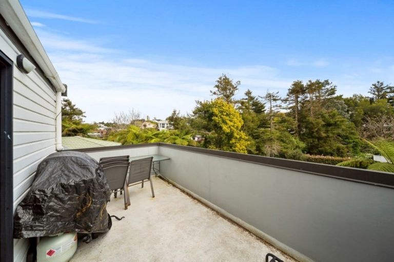 Photo of property in 97 Heta Road, Highlands Park, New Plymouth, 4312