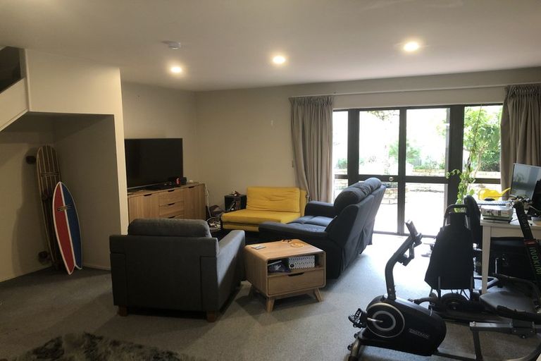 Photo of property in 10 George Street, Thorndon, Wellington, 6011