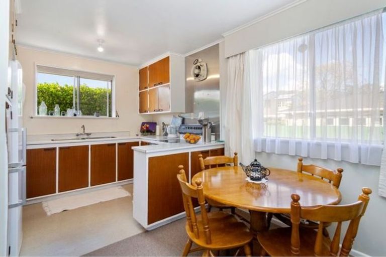 Photo of property in 20a Porutu Street, Fairfield, Lower Hutt, 5011