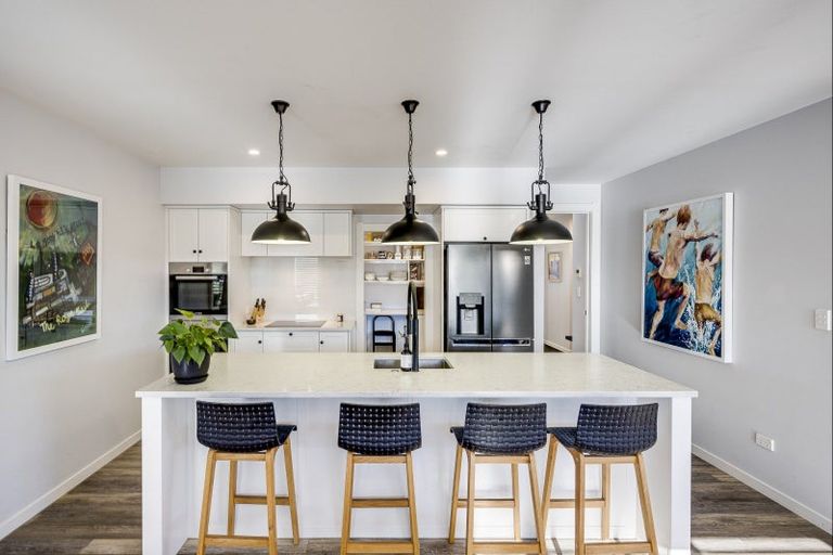 Photo of property in 145 Arataki Road, Havelock North, 4130