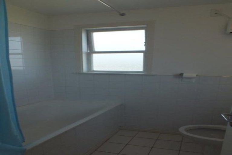 Photo of property in 20 Attlee Crescent, Bryndwr, Christchurch, 8053