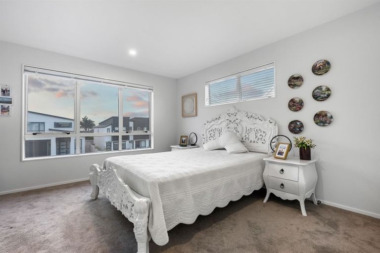 Photo of property in 8 Camp X Place, Whenuapai, Auckland, 0618