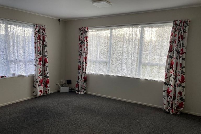 Photo of property in 10a Elizabeth Street, Moera, Lower Hutt, 5010