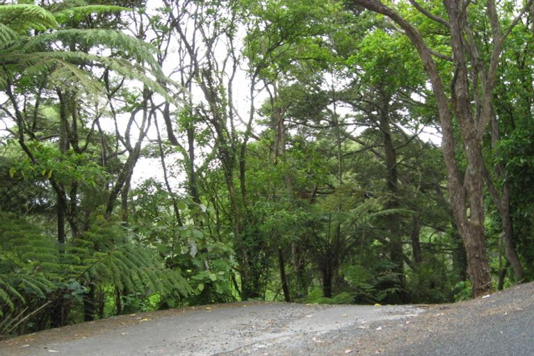 Photo of property in 35 Hinau Road, Waimauku, 0881