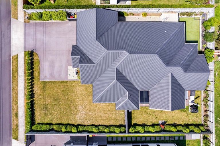 Photo of property in 17 Honeyfield Drive, Whalers Gate, New Plymouth, 4310