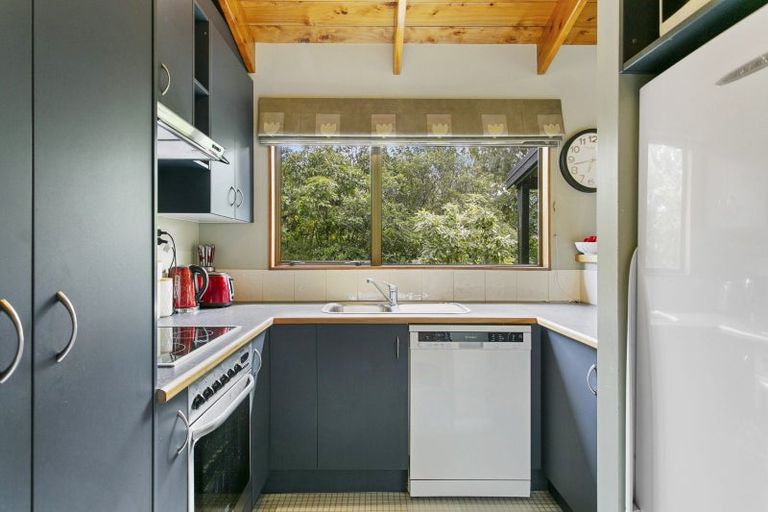 Photo of property in 17 Pikikotuku Place, Kuratau, Turangi, 3381