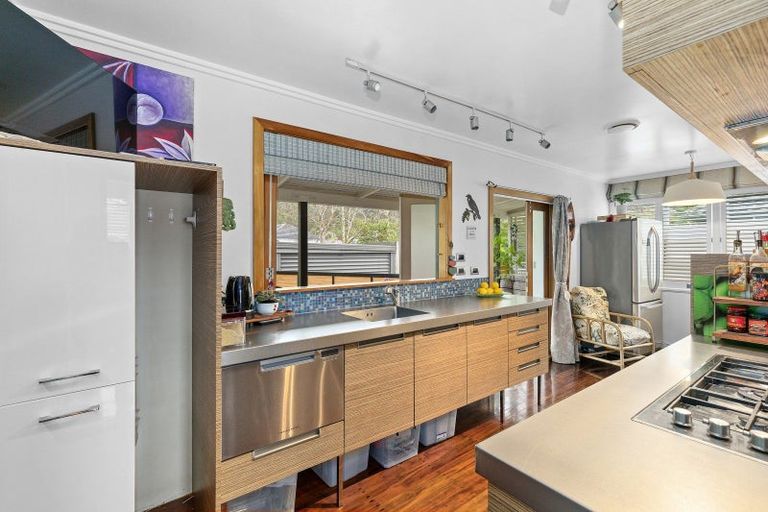 Photo of property in 17 Feist Street, Naenae, Lower Hutt, 5011