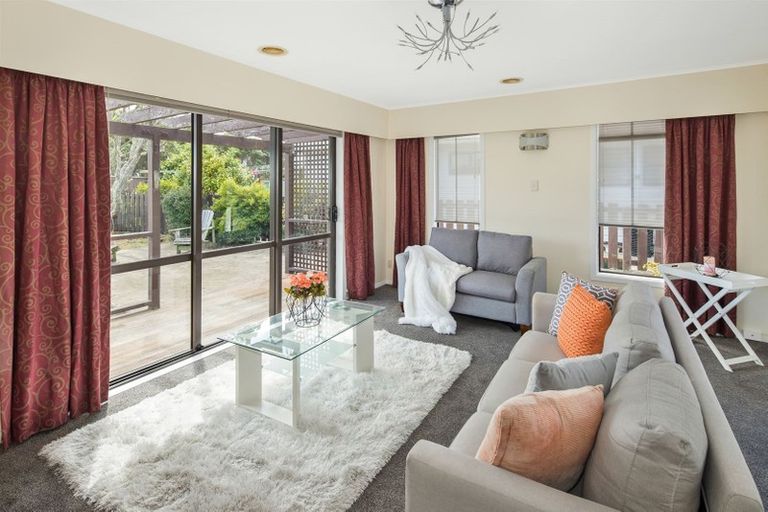 Photo of property in Bellevue School, 8 Bancroft Terrace, Newlands, Wellington, 6037