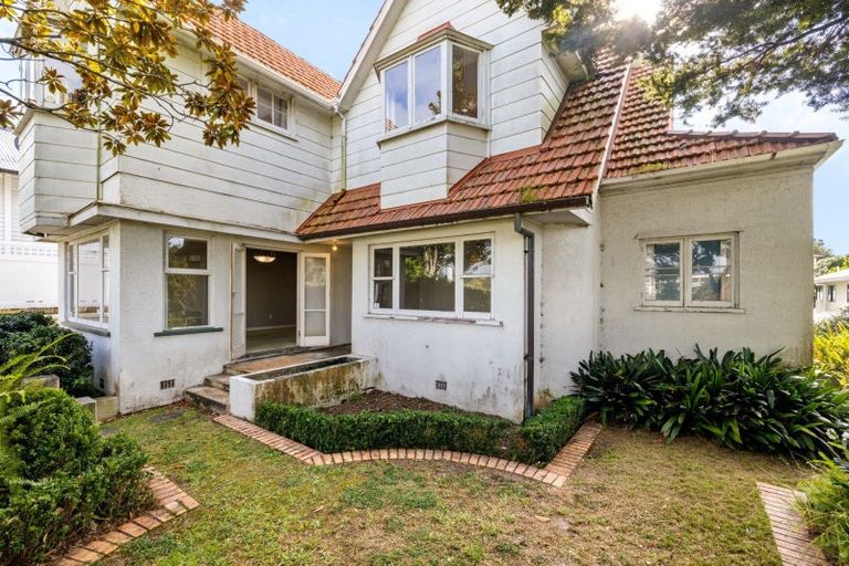 Photo of property in 128 River Road, Hamilton East, Hamilton, 3216