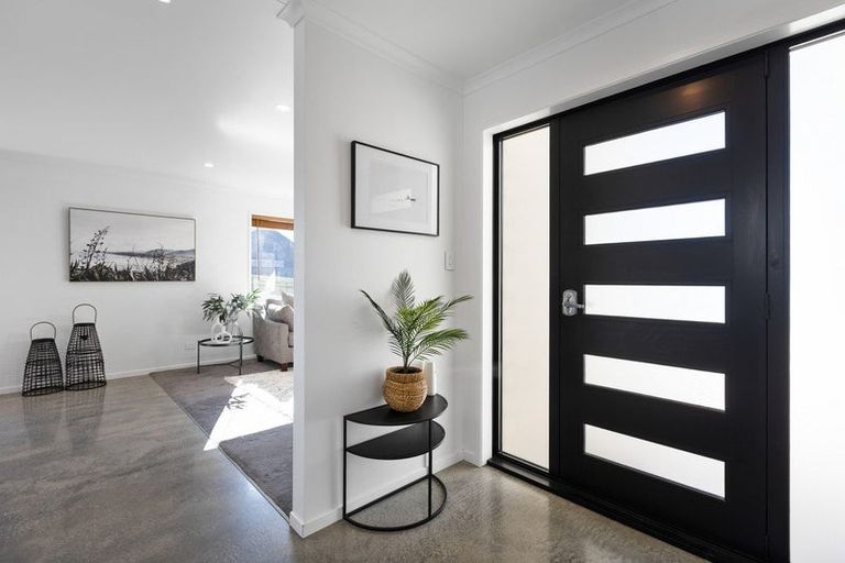 Photo of property in 13 Rua Place, Bell Block, New Plymouth, 4312