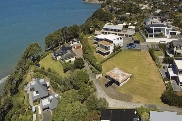 Photo of property in 1/30 Marellen Drive, Red Beach, 0932