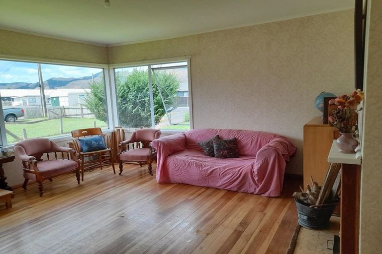 Photo of property in 10 Opatito Road, Paeroa, 3600