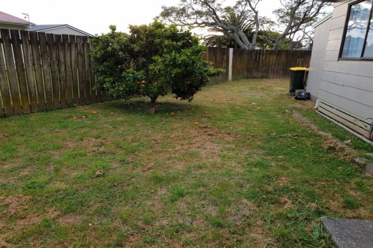 Photo of property in 25a Lavinia Crescent, Mangere East, Auckland, 2024
