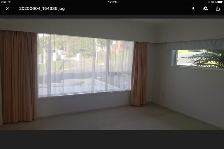 Photo of property in 1/16 Seaview Road, Milford, Auckland, 0620
