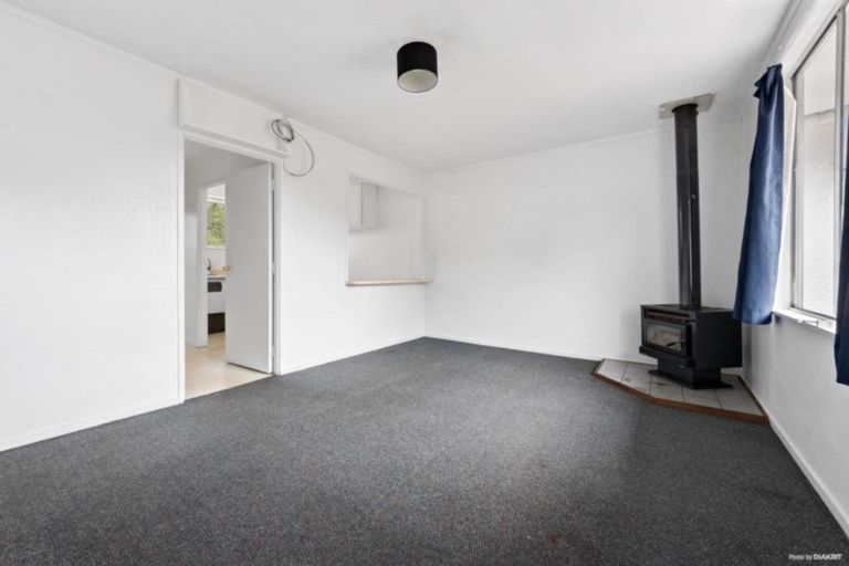 Photo of property in 1/81 Seabrook Avenue, New Lynn, Auckland, 0600