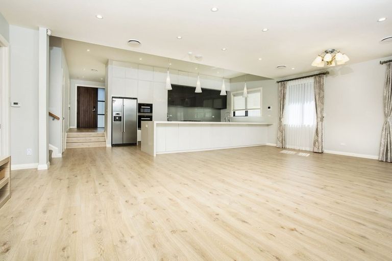 Photo of property in 8 Remuremu Street, Long Bay, Auckland, 0630