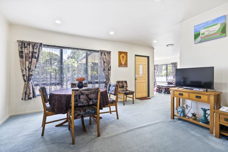 Photo of property in 9 Raumati Crescent, Onerahi, Whangarei, 0110