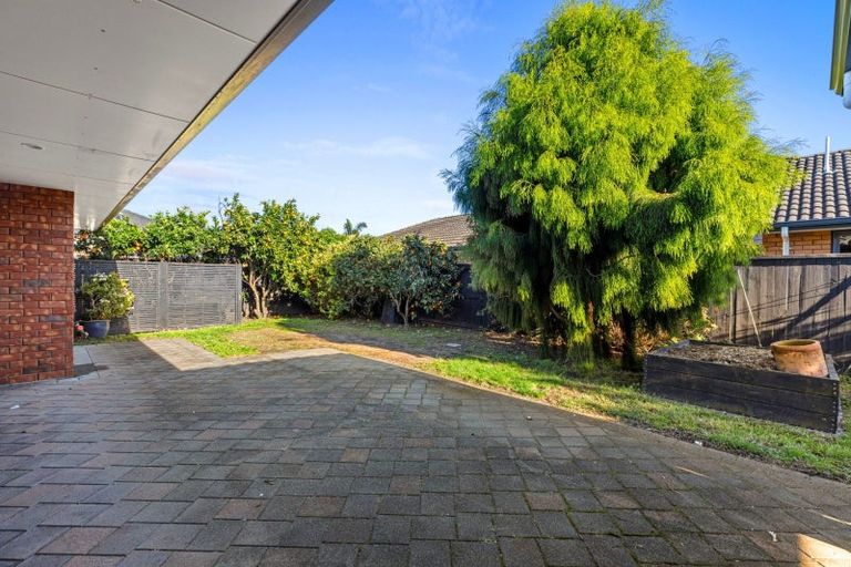 Photo of property in 19 Carrington Drive, Papamoa Beach, Papamoa, 3118
