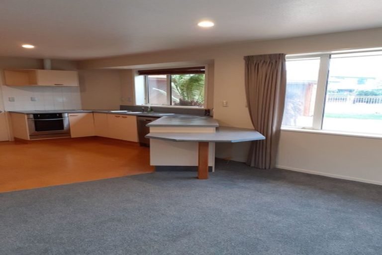 Photo of property in 41 Forest Drive, Parklands, Christchurch, 8083