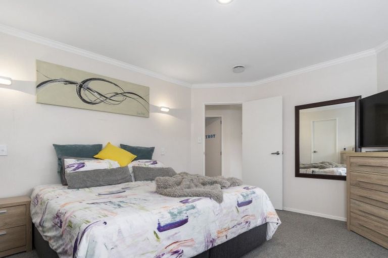 Photo of property in 6 Palm Court, Mount Maunganui, 3116