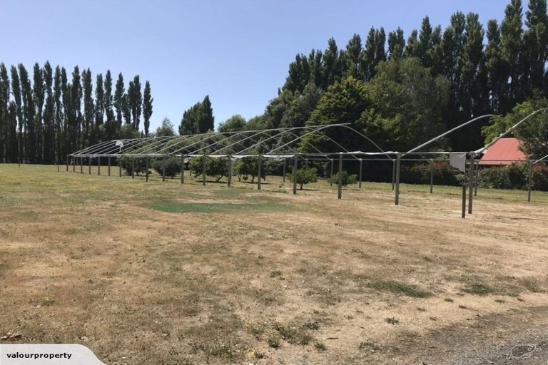 Photo of property in 426 Sawyers Arms Road, Harewood, Christchurch, 8051