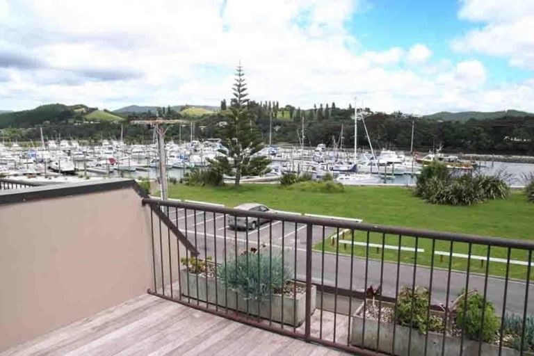 Photo of property in 613b Beach Road, Whangamata, 3620