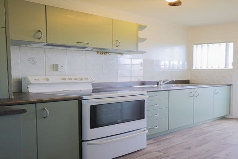 Photo of property in 4/6a View Road, Papakura, 2110