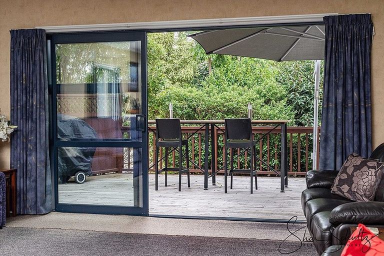 Photo of property in 1884 Paparoa Valley Road, Paparoa, 0571