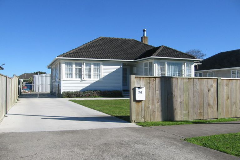 Photo of property in 74 Vogel Street, Roslyn, Palmerston North, 4414