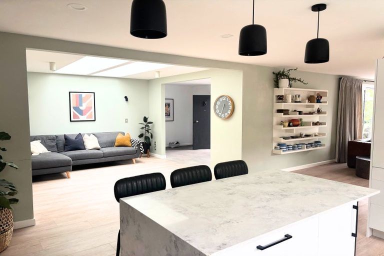 Photo of property in 12 Kukupa Grove, Heretaunga, Upper Hutt, 5018