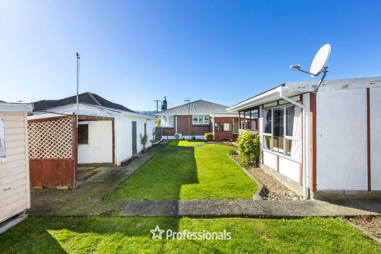 Photo of property in 45 Hikurangi Street, Trentham, Upper Hutt, 5018