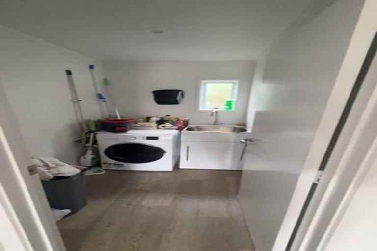 Photo of property in 141 Awaroa Road, Helensville, 0800