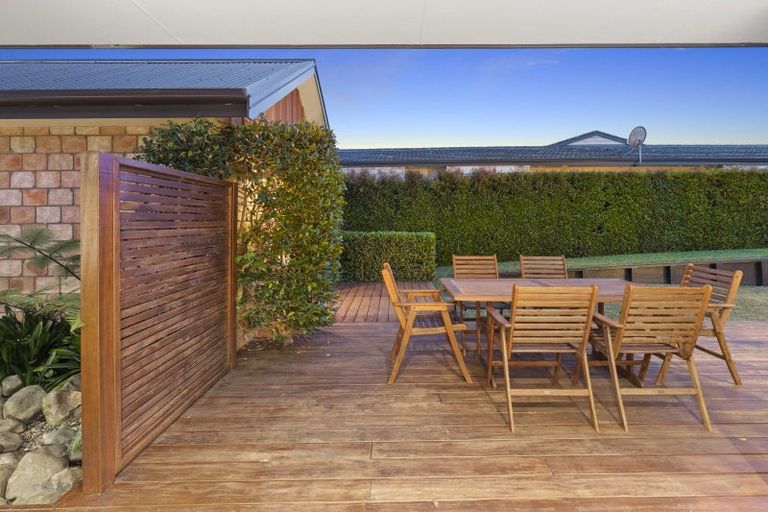 Photo of property in 55 Ina Ville Drive, Pukekohe, 2120