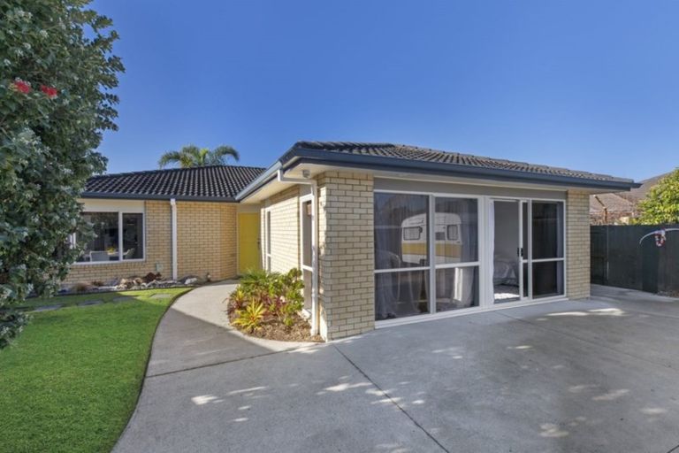 Photo of property in 11 Clydesdale Close, Papamoa Beach, Papamoa, 3118