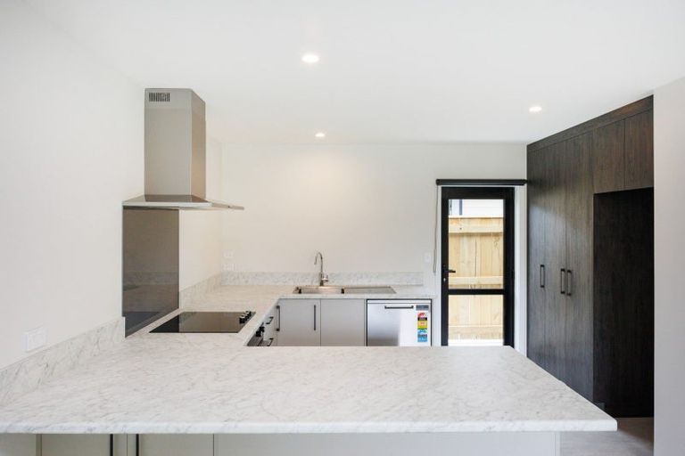 Photo of property in 68b Hedges Street, Sanson, 4817