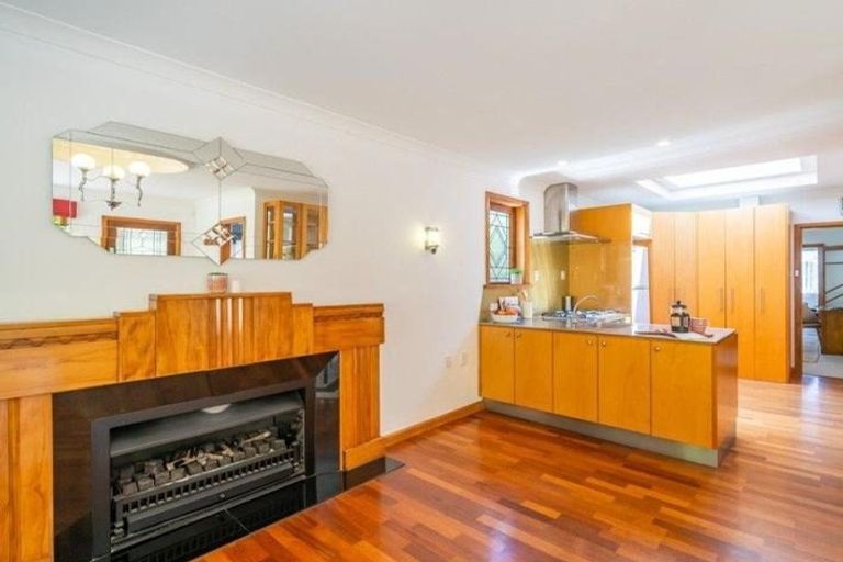 Photo of property in 69 Norton Park Avenue, Fairfield, Lower Hutt, 5011